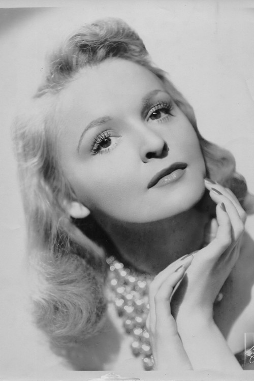 Nanette Bordeaux as Fifi