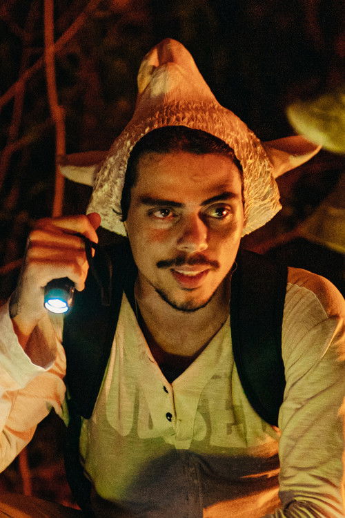 Caio Peixoto as Messias