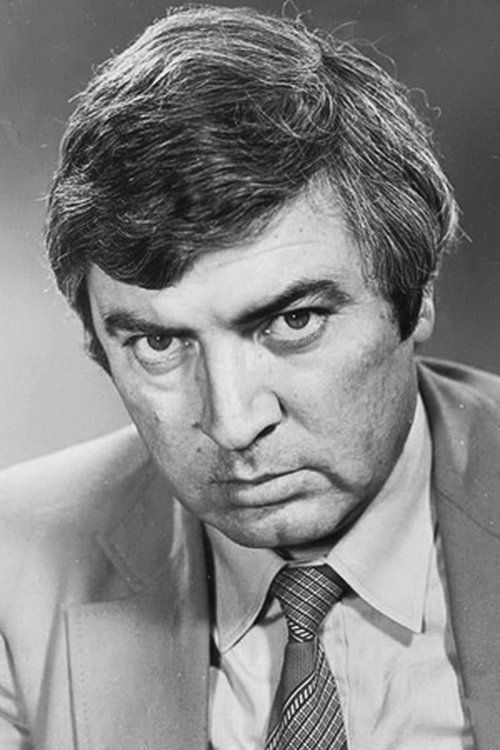 Gumrah Rahimov as Officer