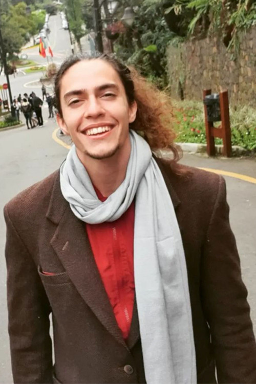 Rafael Sparapane as Dominique Viana