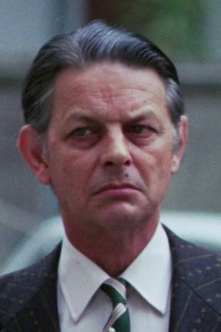 Philip Dallas as Padre Spinetti