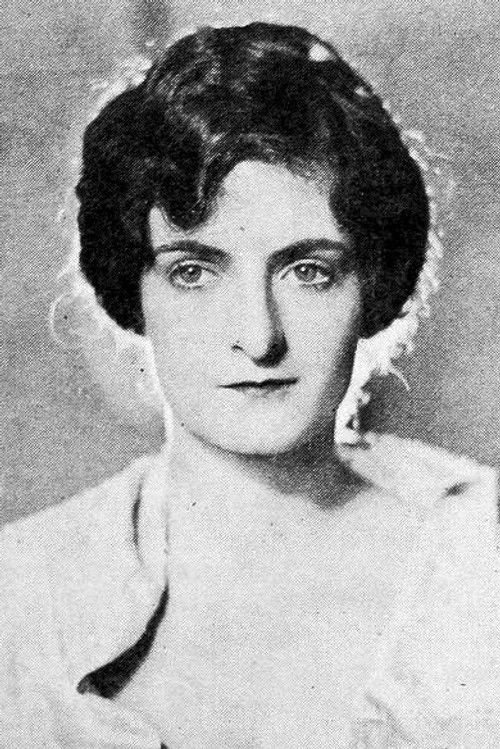 Maxine Elliott Hicks as Girl in Sweatshop