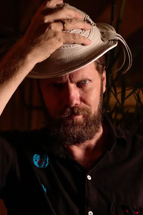 Toinho Mendes as Pilatos