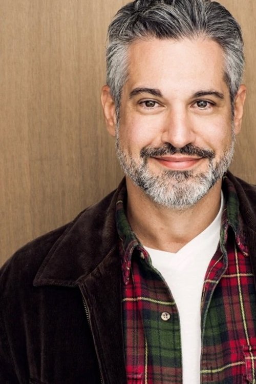 Joseph Will as Detective Valdez