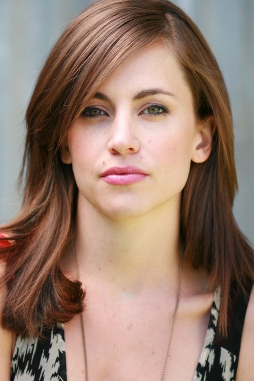 Makinna Ridgway as Kate/Sarah