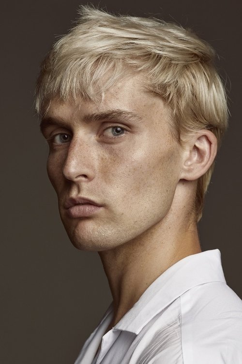 Juanjo Almeida as Andrea Norman Medina