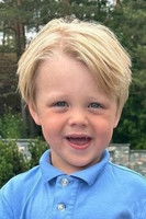 Lionel Lundell as Self