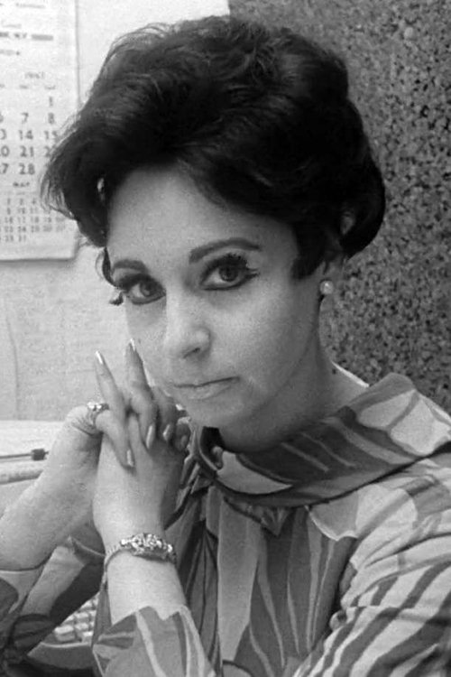 Jackie Richards as Lynn