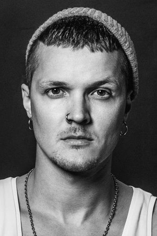 Yevhen Halych as Igor