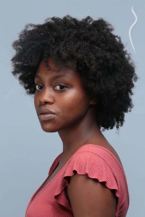 Betiza Bismark as Emani Dune