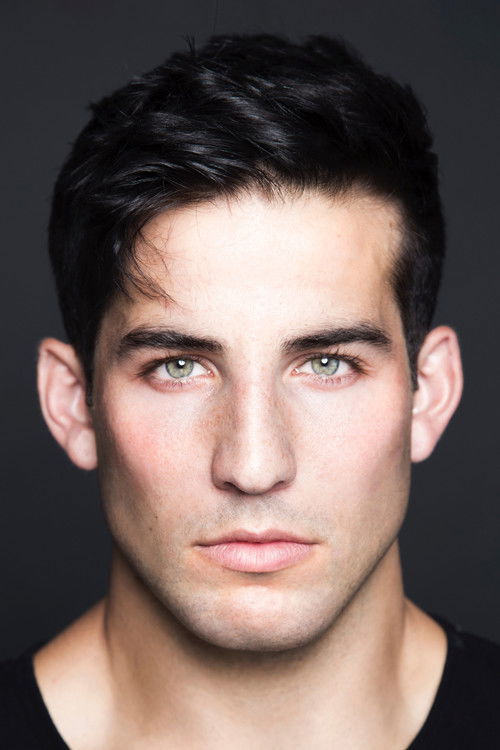 Carson Rapsilver as Bera