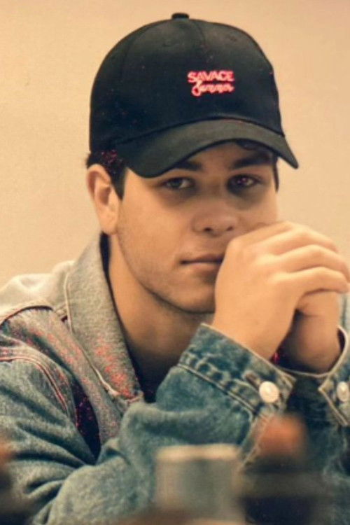 Mateo Filloy as Camareiro III