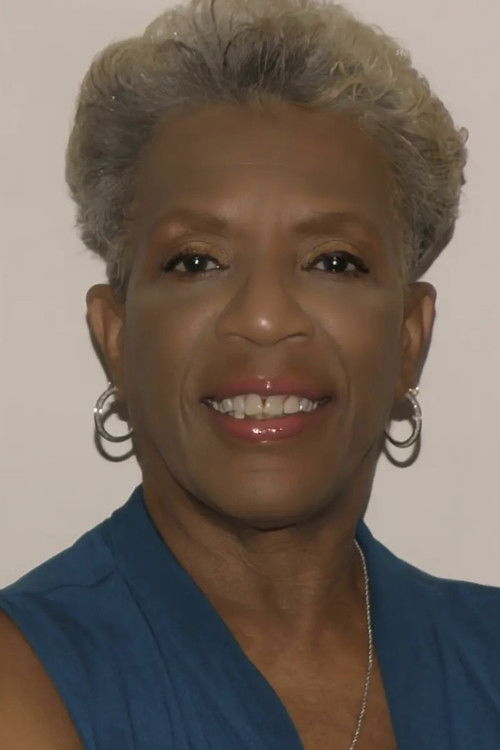 Gwendolyn Briley-Strand as Older Woman