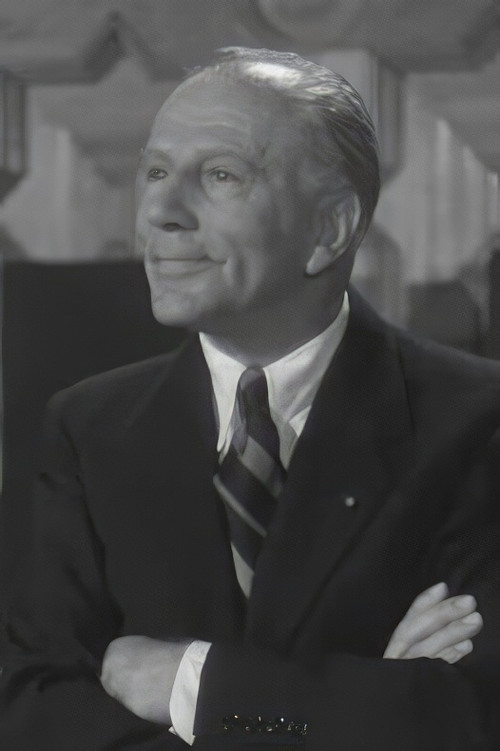 Maurice Bénard as Boutillon