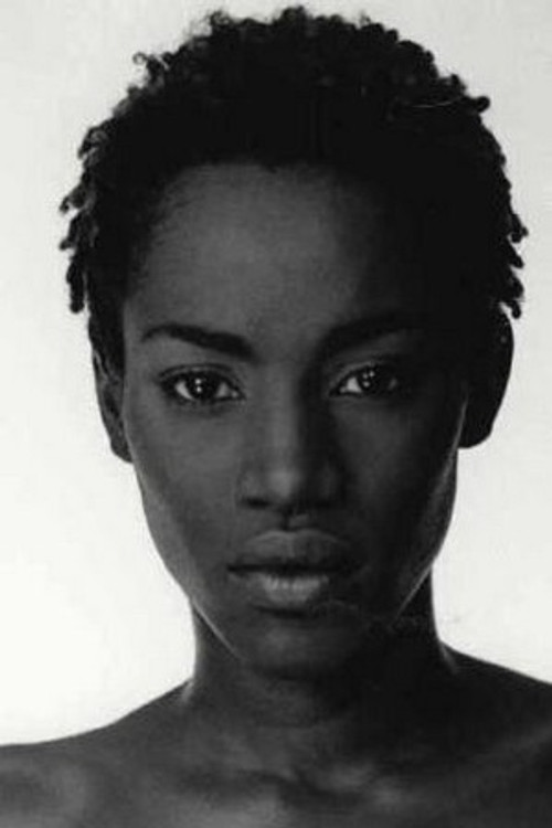 Esse Lawson as La femme-flic