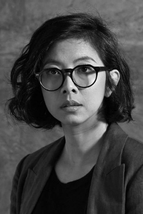 Rieviena Yulietta as Penjemput Pasien