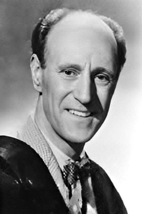 Arthur Howard as Vicar