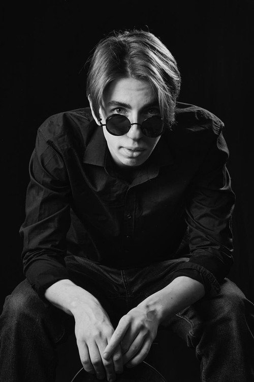 Roman Kozulin as Stranger