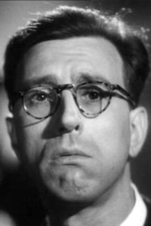 François Joux as Gratien