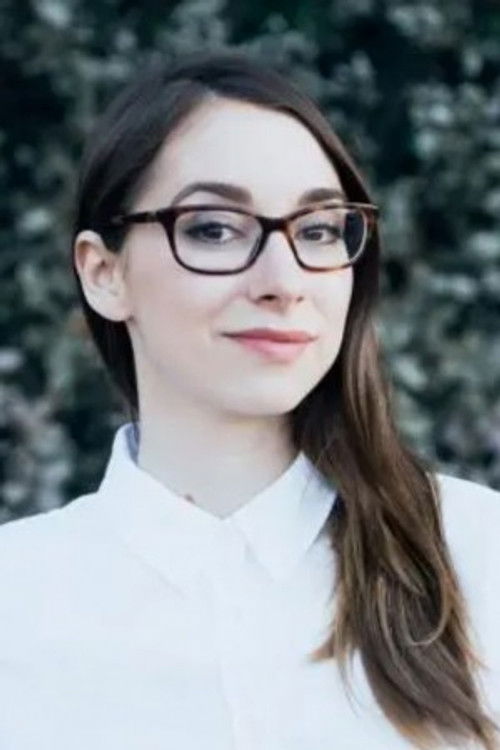 Melanie Recker as Audrey