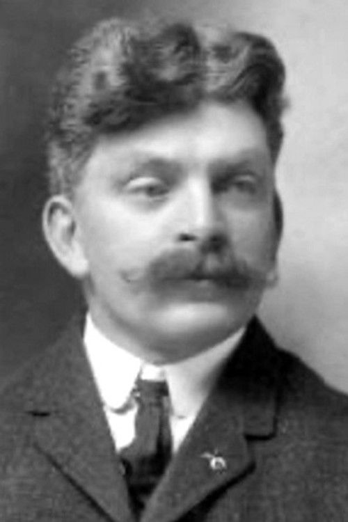 Porter Strong as Seth Holcomb