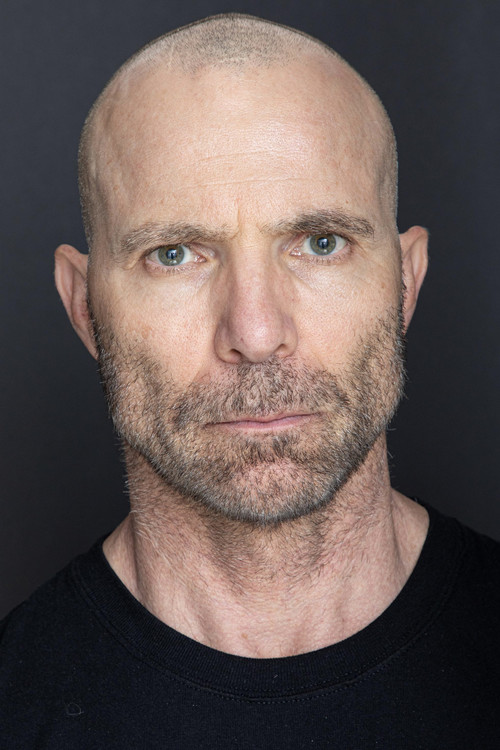 Bob Jennings as Rookie Cop