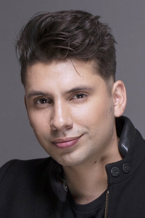Fabrizio Copano as Miguel