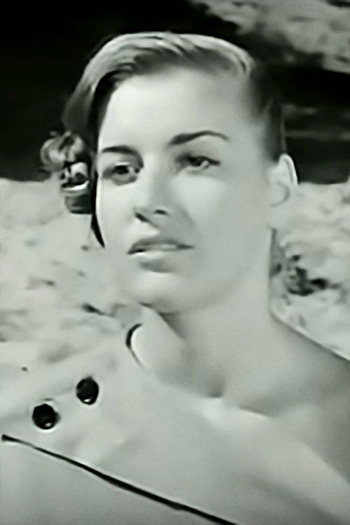 Nina Sgouridou as Maro