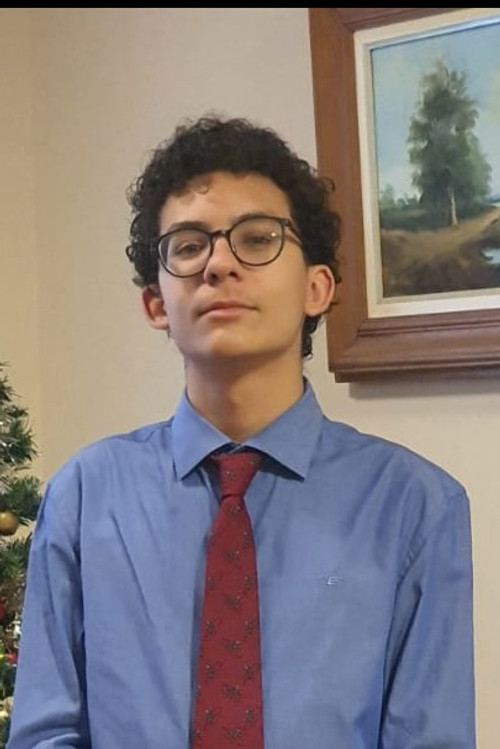 Laszlo Janosh as Homem Pássaro