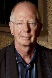 Ralph Grierson as Self - Pianist (segment "Rhapsody in Blue") (uncredited)