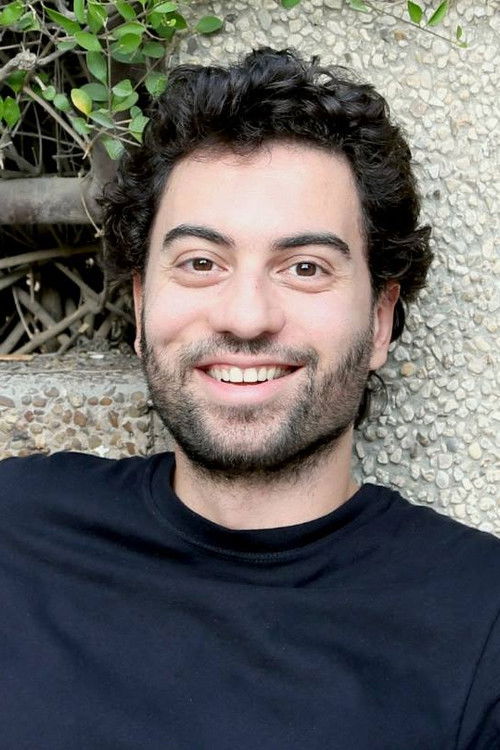 Pedro Furtado as Juca