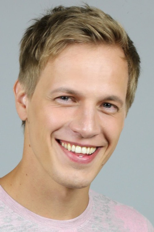 Valentyn Tomusiak as 