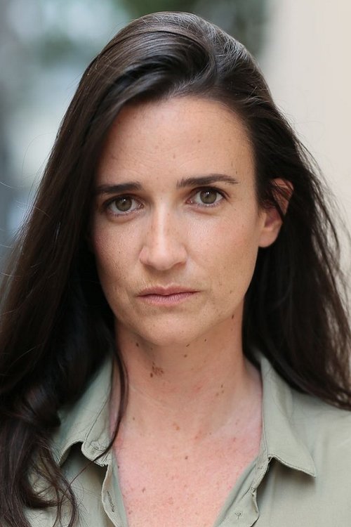 Sara Ginac as Goldina