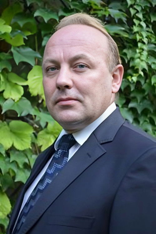 Igor Zorov as Иван Антонович