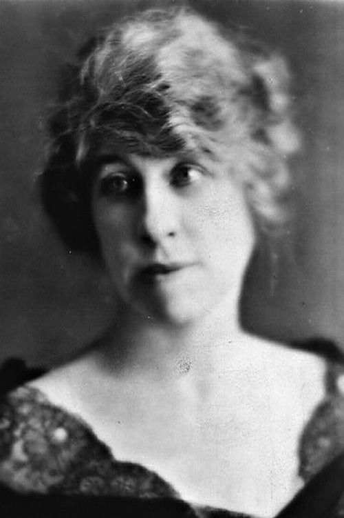 Alice Knowland as Aunt Emily