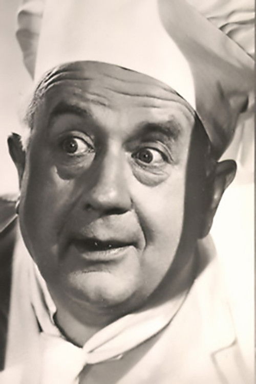 Herbert Kiper as Agent Miller