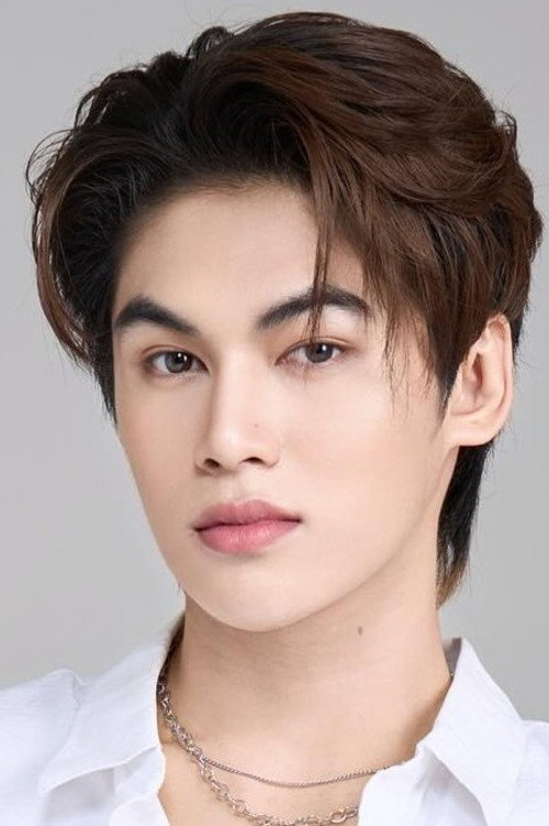 Natthaphon Singha as Pete