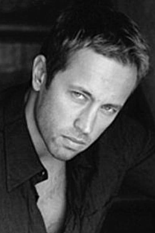 Ilya Melnikoff as Jeremy Longstreet