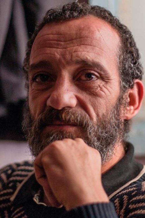 Fadi Kamel Yousef as Selim