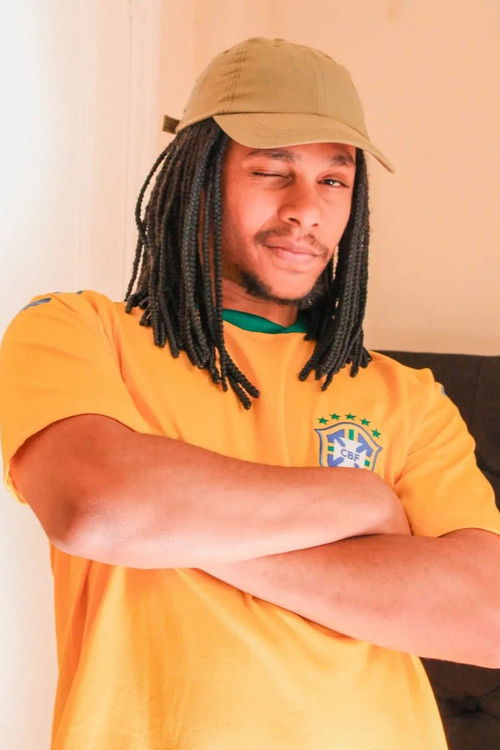 Rafael Luzia as Nerd