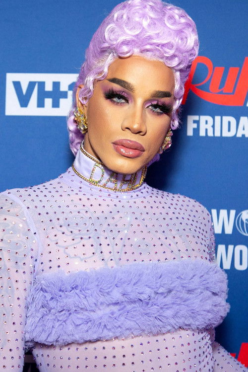 Dahlia Sin as 