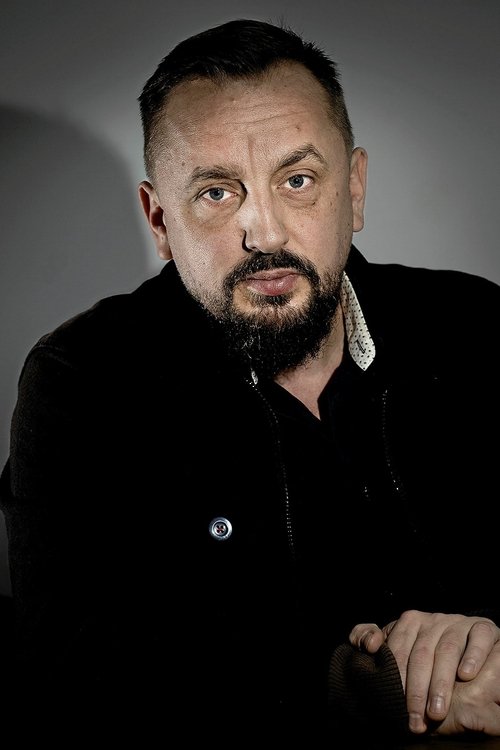 Jesper Vestergaard Larsen as Journalist