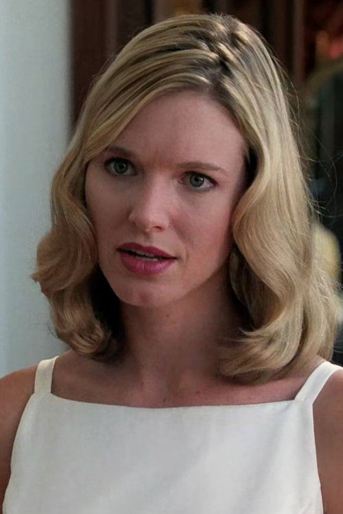 Sarah Peterson as Iris