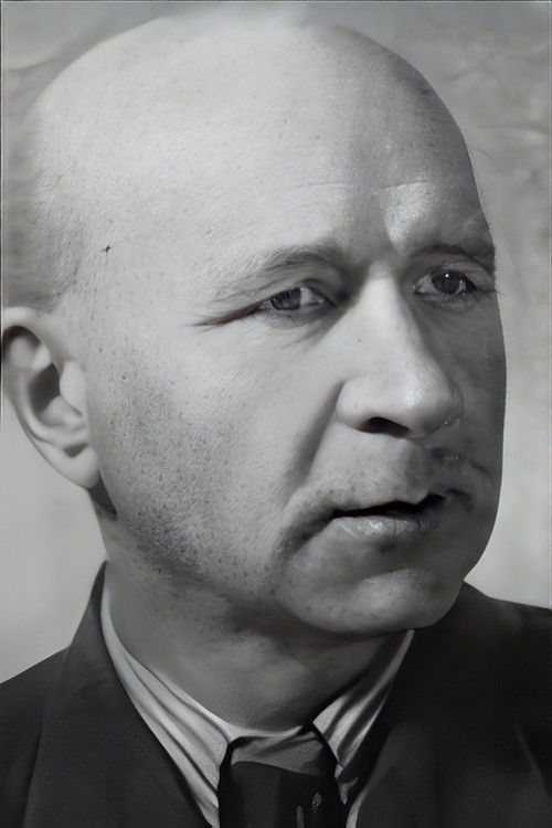Vladimir Arsentyev as (uncredited)