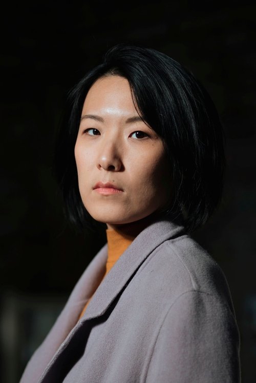 Xiting Shan as Stella