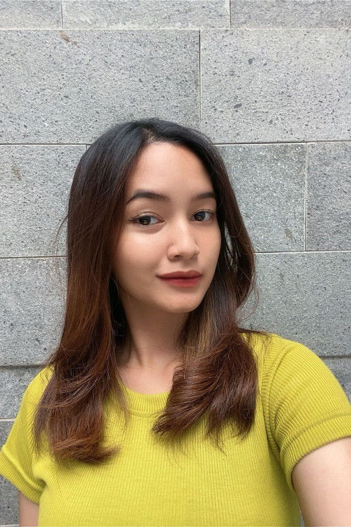 Reva Luthfiya as Delia