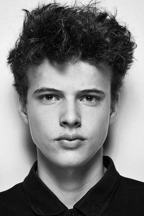 Samuel Fasse as Bastien