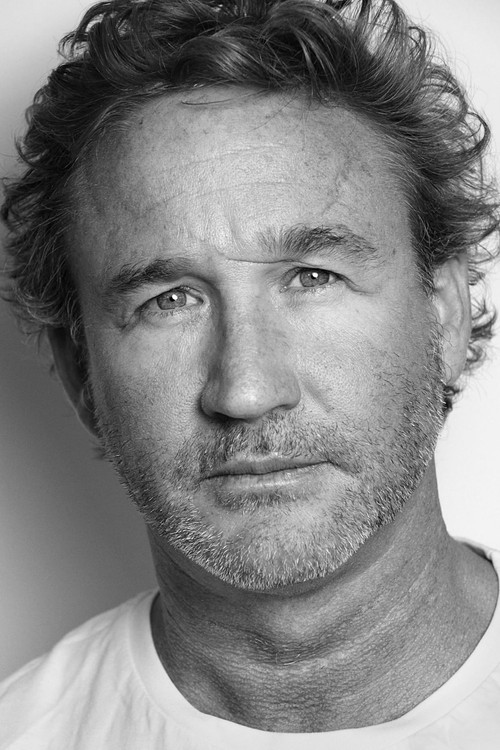 Martin Ashley Jones as Kevin Bridges