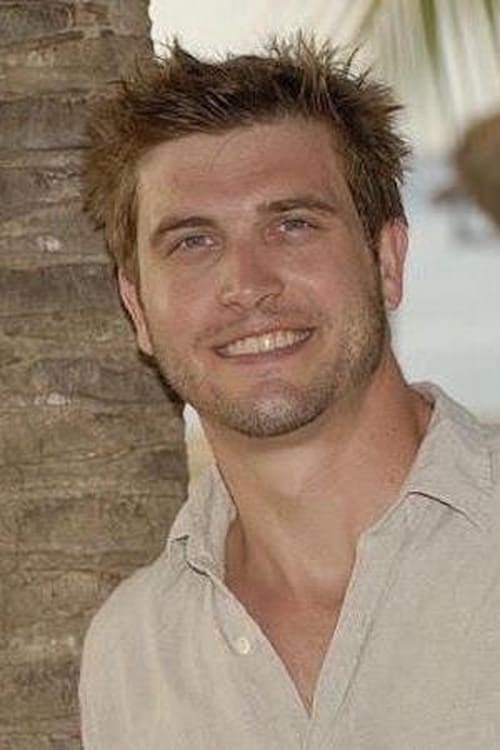 Joshua Brunson as Roy Pickett