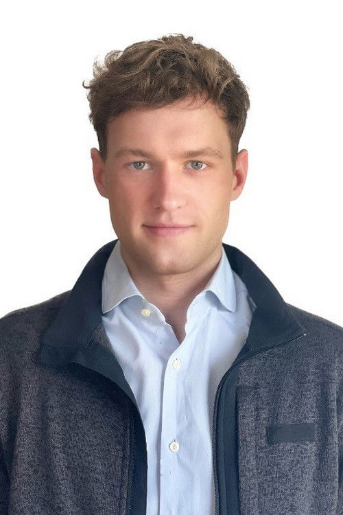 Jon Rosenkranz as Fynn